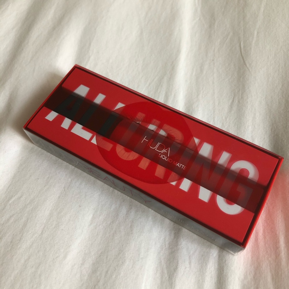 BRAND NEW Huda Liquid Matte Lipgloss “Alluring”